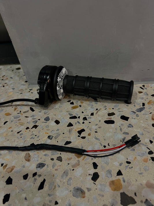 Surron Throttle Plug & Play